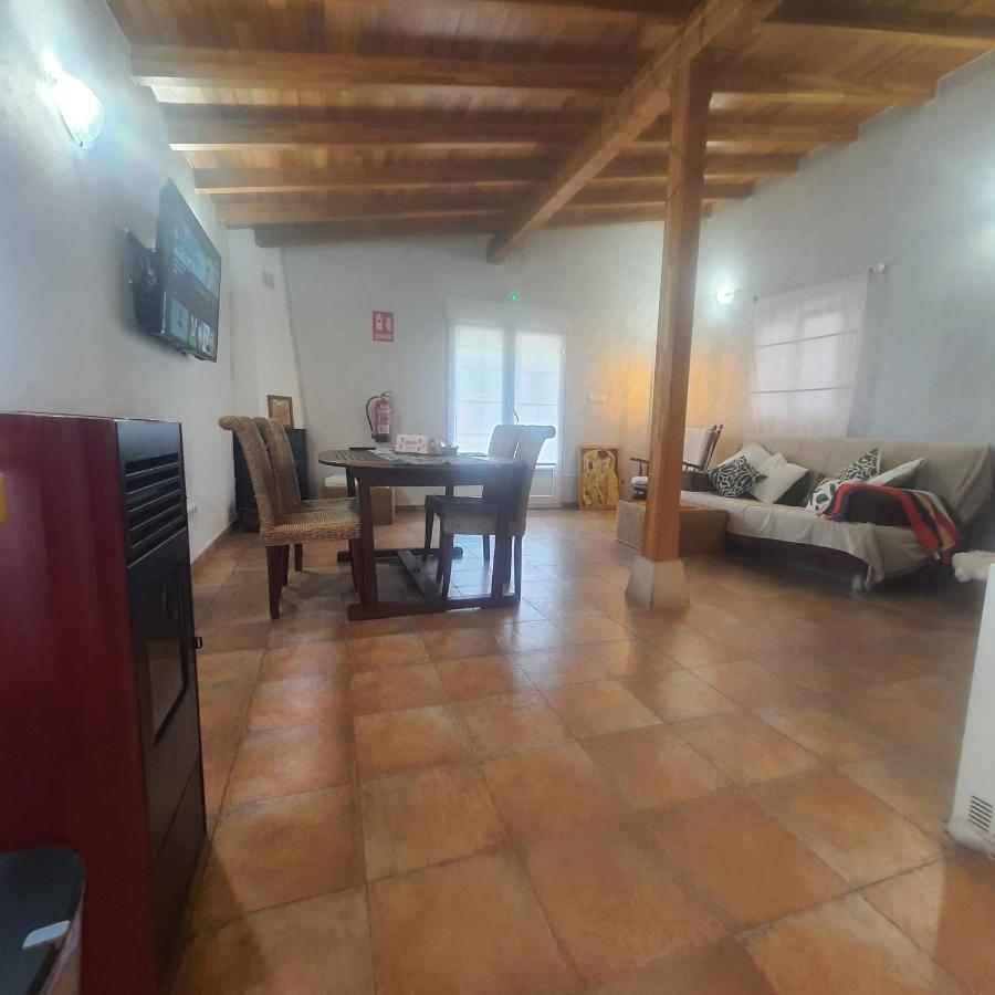 C02a01 Acogedora Casa Vacacional * Corrales De Buelna